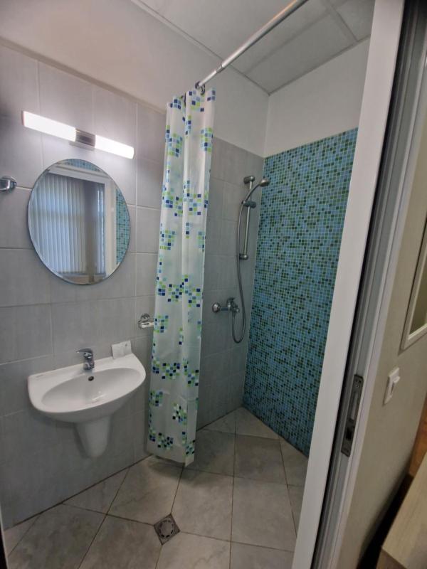 Deluxe Double Room (2 Adults + 1 Child) image 4