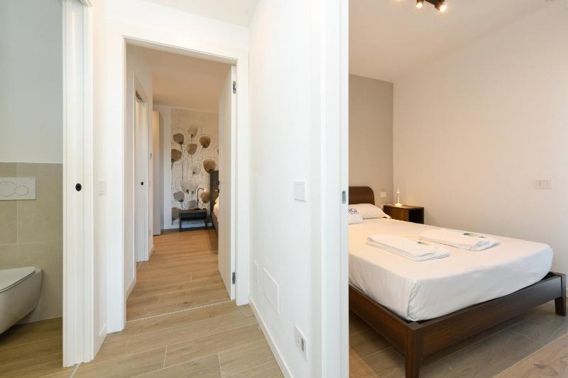MGH Luxury - Palms Residence Sirmione N2 - image 11