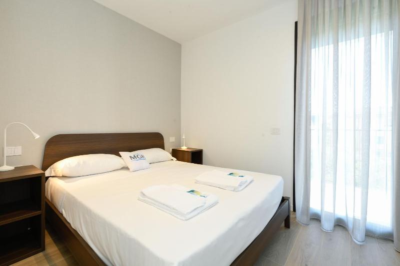 MGH Luxury - Palms Residence Sirmione N2 - image 22