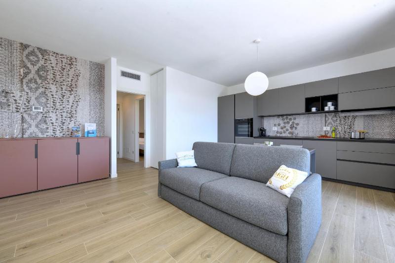 MGH Luxury - Palms Residence Sirmione N2 - image 25