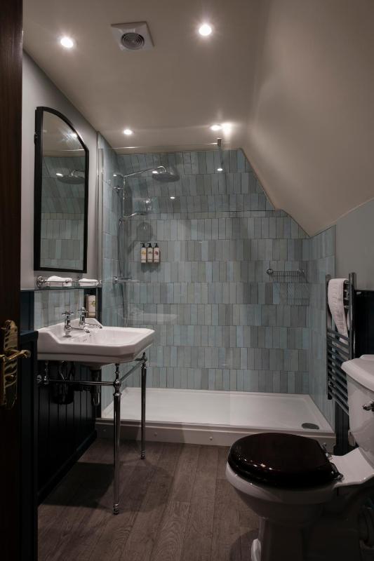 Superior Family Room image 3