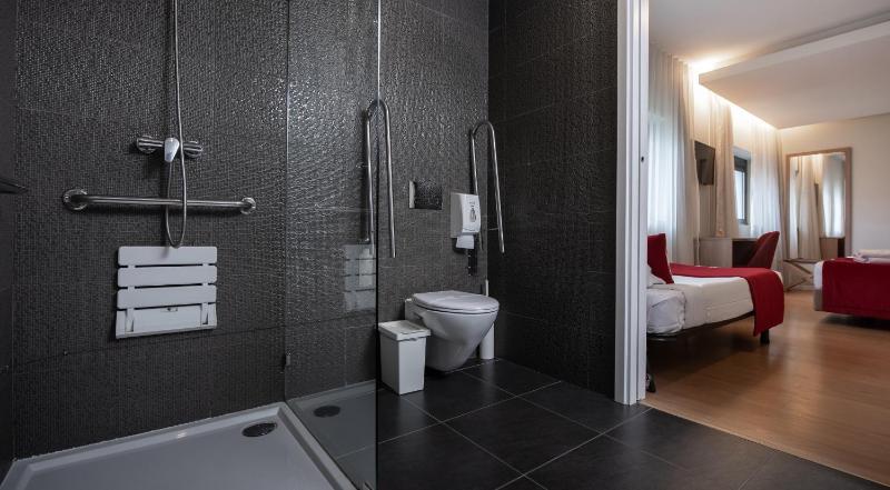 Double or Twin Room with Extra Bed image 2