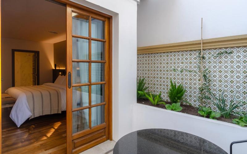 El Bodeguero Hotel - image 6