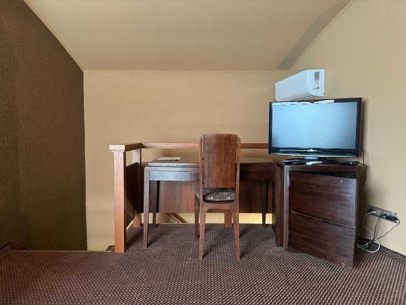 Apartment - Split Level image 3
