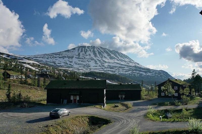 Lägenhet med utsikt mot Gaustatoppen, ski in ski out Images