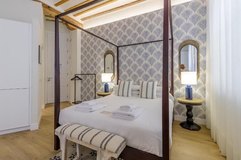 Palacio Vegafuente by Caleta Homes - image 8