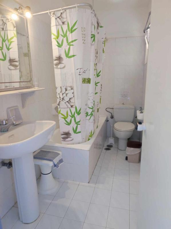 Apartment with Sea View image 3