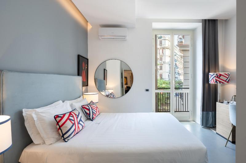 Superior King Room  – Via Santa Lucia 133 image 2