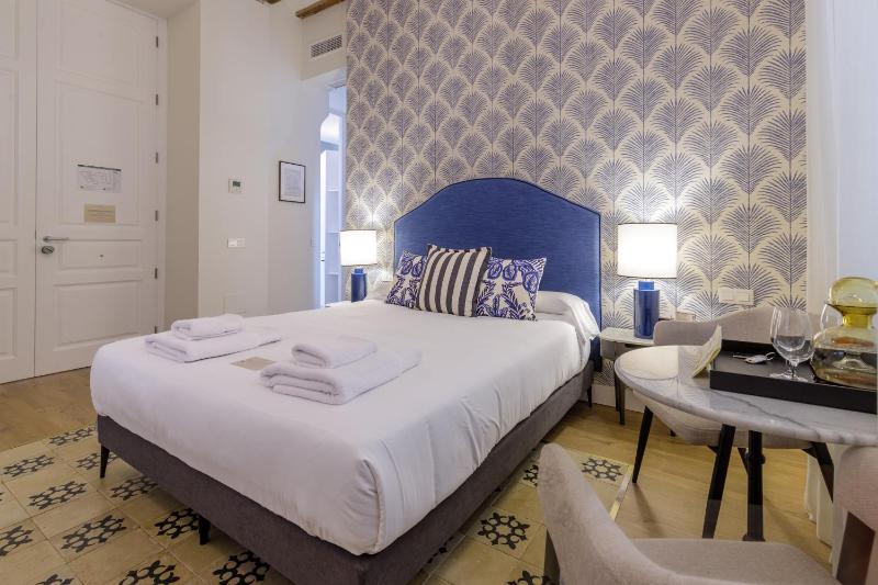 Palacio Vegafuente by Caleta Homes - image 16