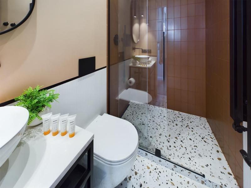 City Center Apartments Hoża by Noclegi Renters - image 4