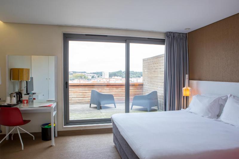 Superior Double Room image 4