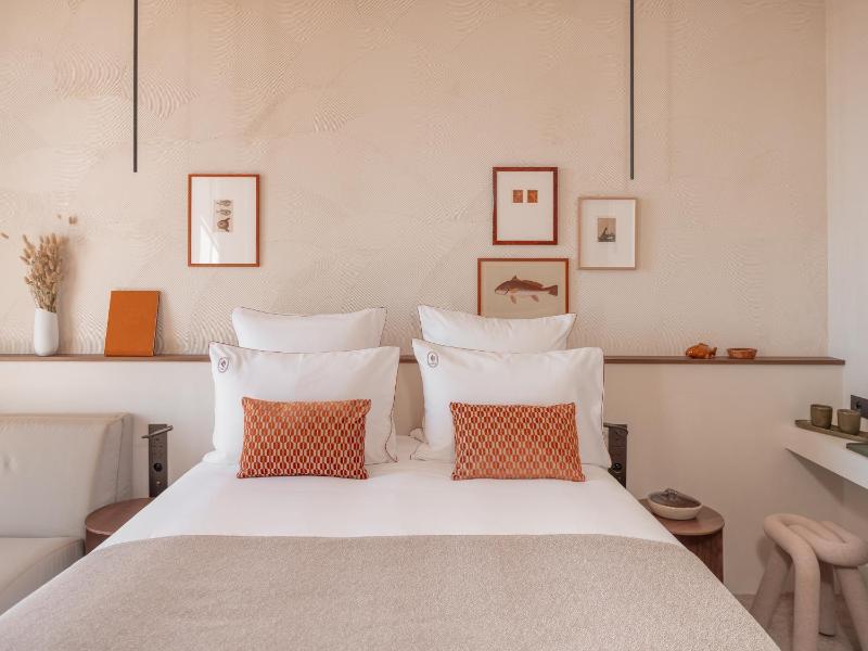 Superior Double Room image 1
