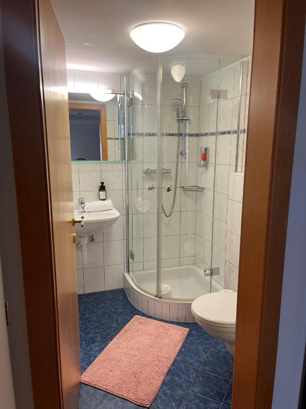 Standard Single Room image 1