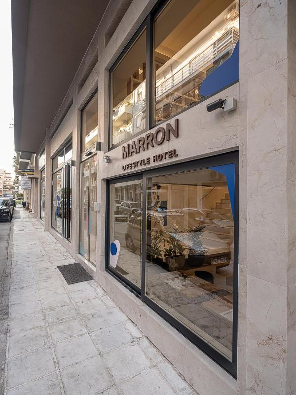 Miss Marrone City Hotel - image 5
