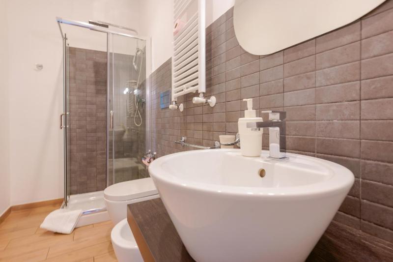 Suite with Sea View image 3