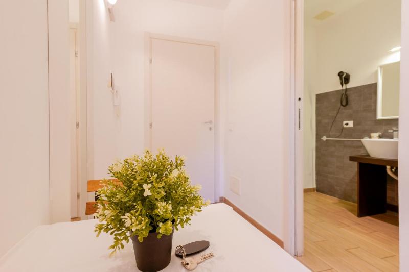 Deluxe Triple Room image 4