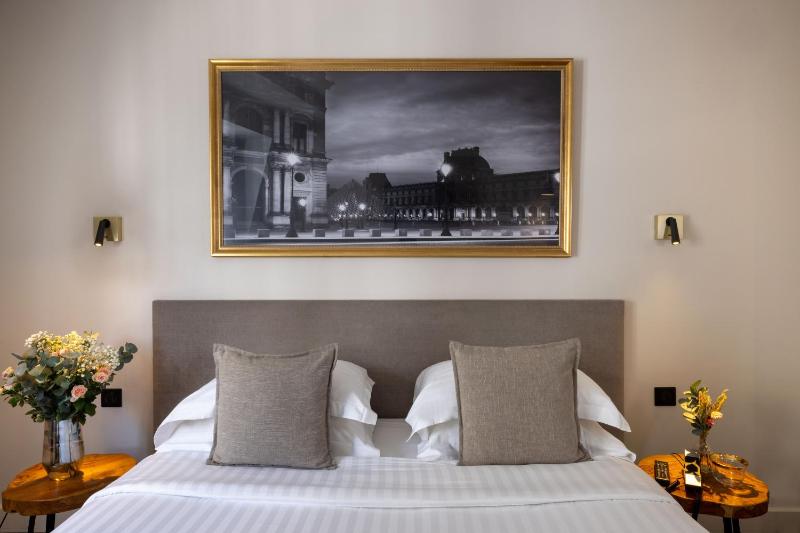 Standard Double Room image 1