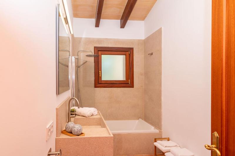 Villa Marc by Sealand Villas - image 25