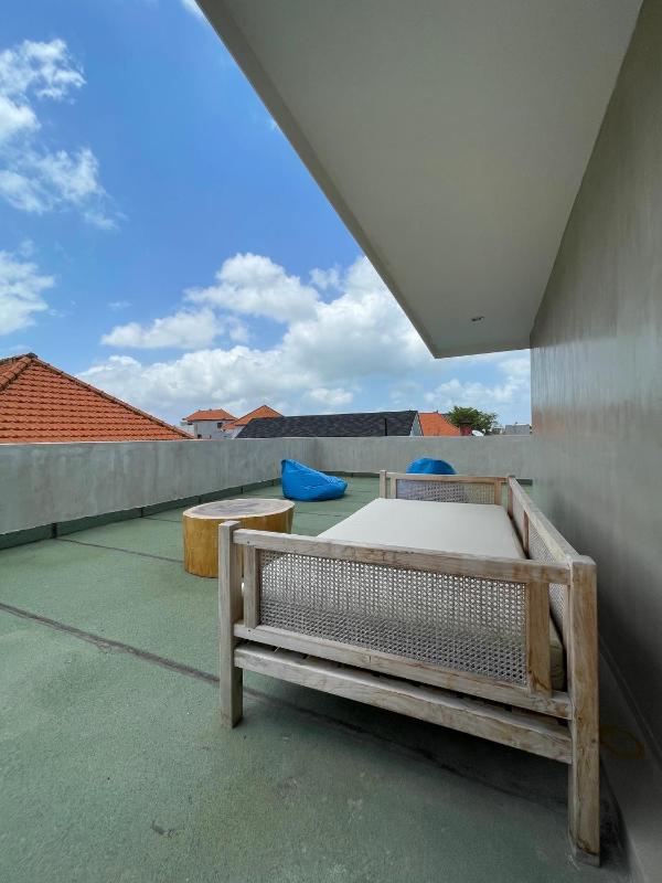 Central Berawa - Industrial Loft with Rooftop - image 15