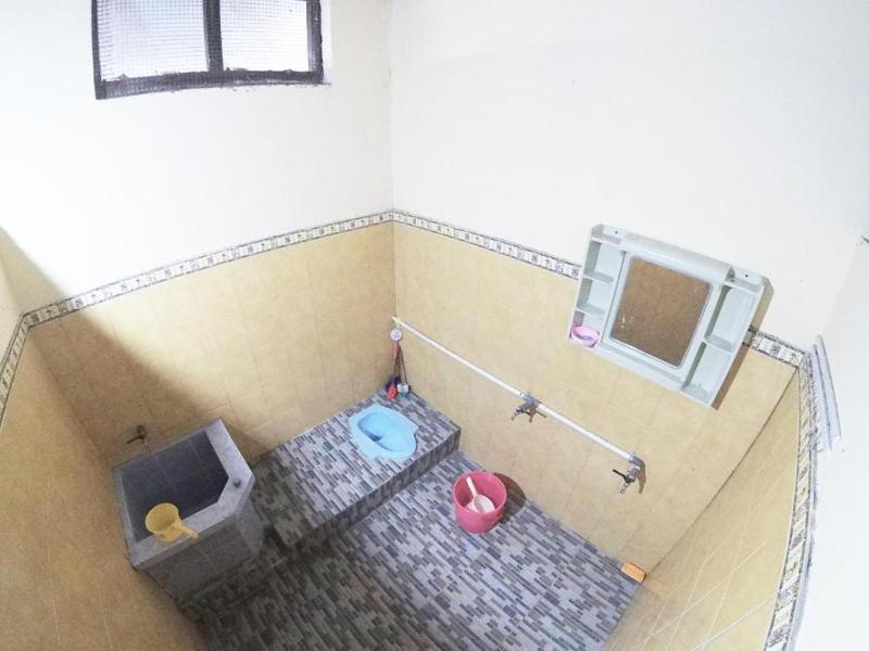 Rumah 742 m² dengan 5 kamar tidur dan 3 kamar mandi pribadi di Kaliurang - image 12