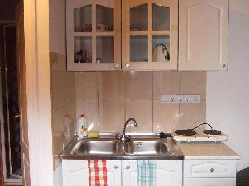 Single Room with Private Bathroom image 2