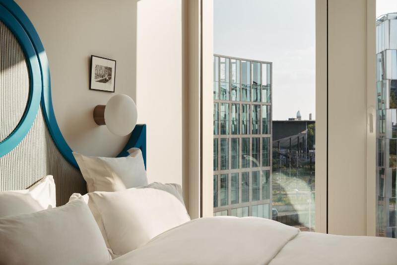 Edgar Suites Lille - Shake - image 7