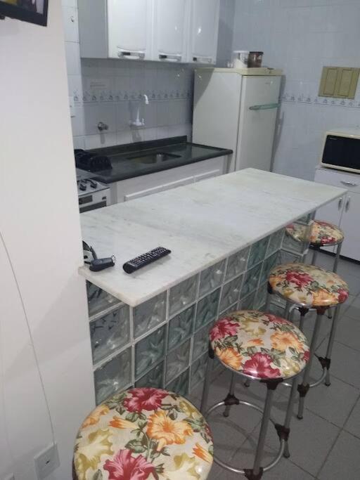 Apartamento em condomínio de frete pra praia - image 13