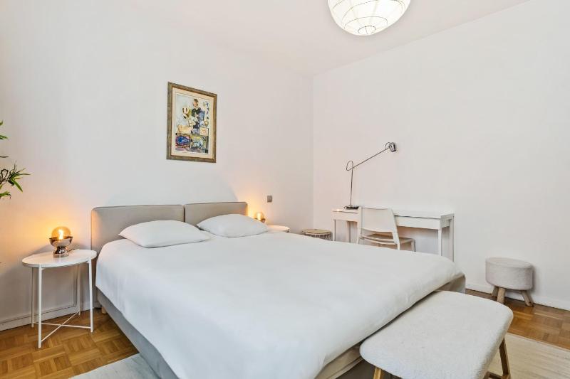 Stylish 2BR in Limpertsberg Near City Center - image 9