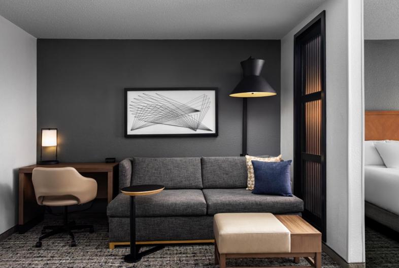 Double Room with Two Double Beds and Sofa Bed image 3