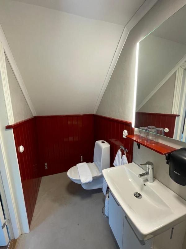 Double Room image 4