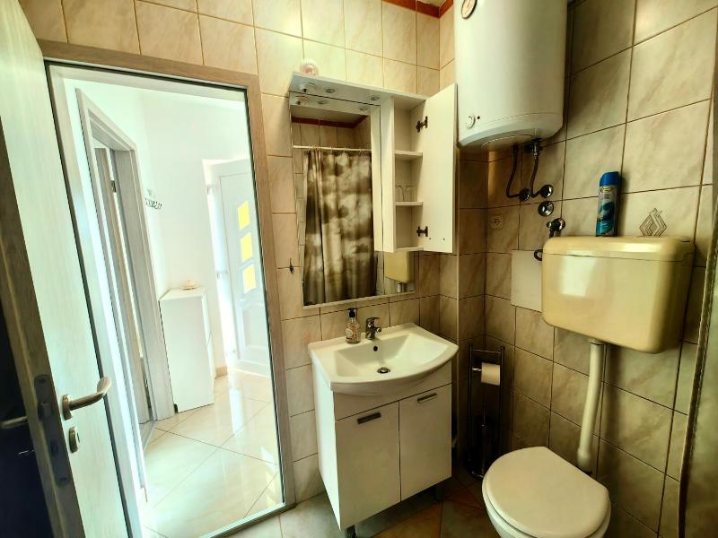 Two-Bedroom Apartment with Terrace and Sea View image 3