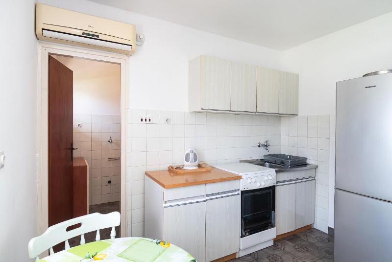 Apartments and Room Sanja - image 7