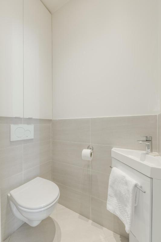 One-Bedroom Apartment - 2nd Floor image 2