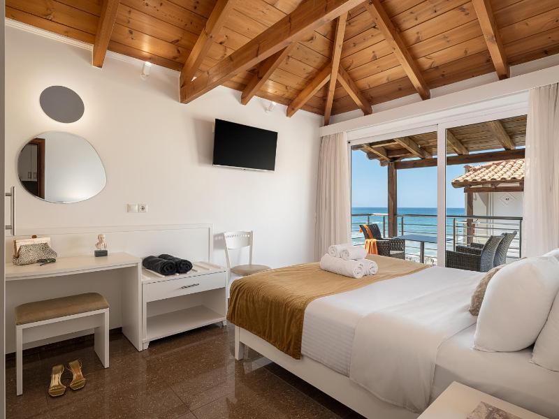 Two-Room Apartment with Sea View image 3