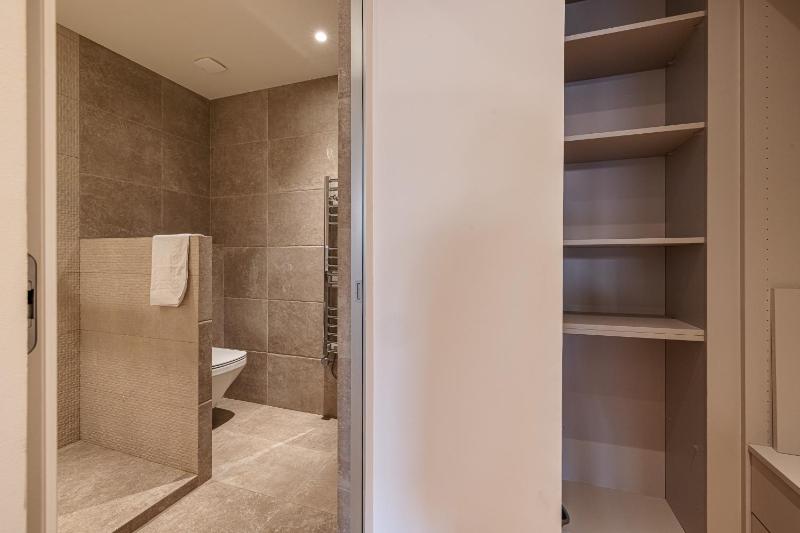 Apartment Matisse 100m Near The Sea - Happy Rentals - image 8