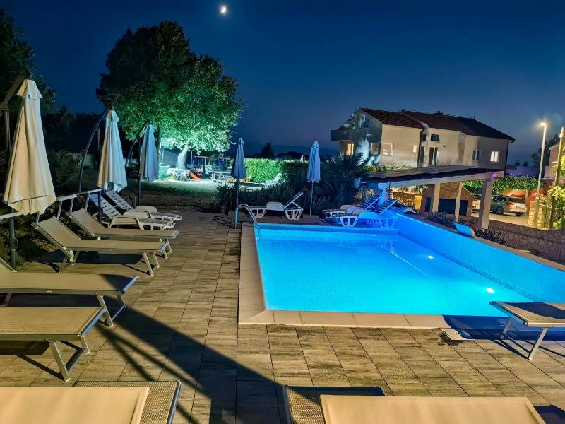 Apartments Lea with pool 2 - image 11