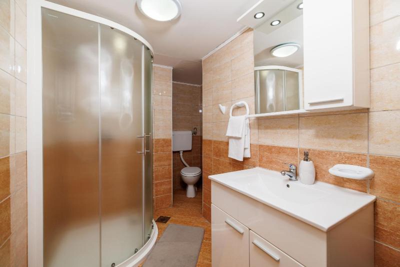 Apartment - Ground Floor image 3