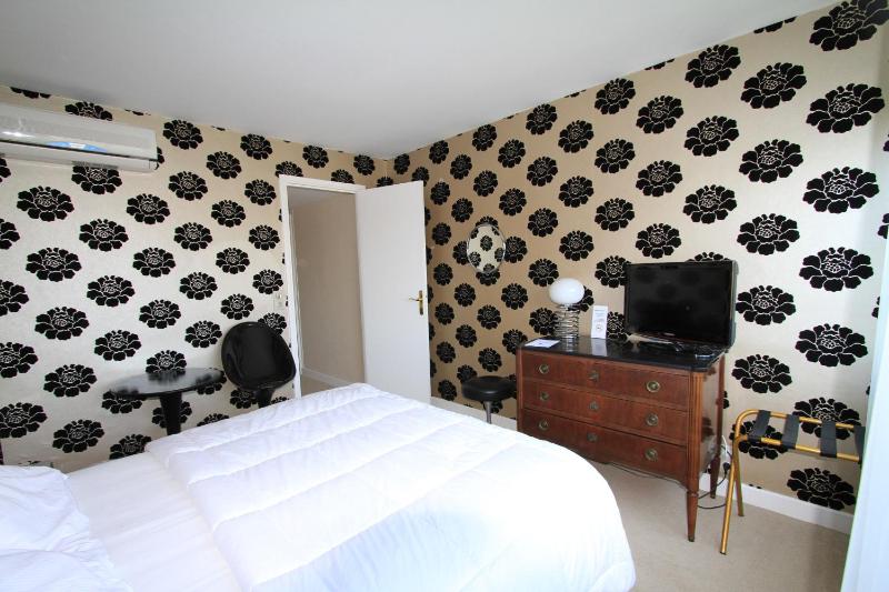 Tradition Single Room image 4