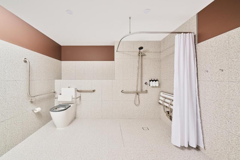 Abode Phillip - image 5