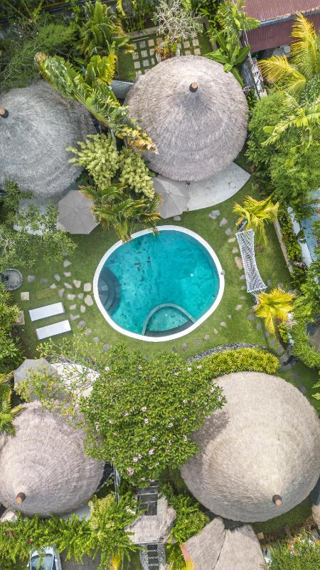 Oasis Bungalows - image 1