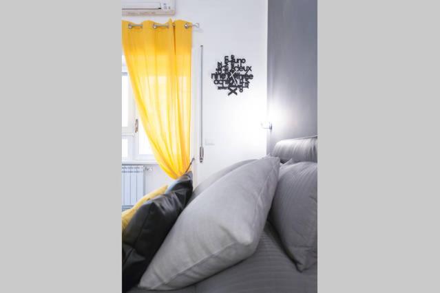 Standard Queen Room image 3