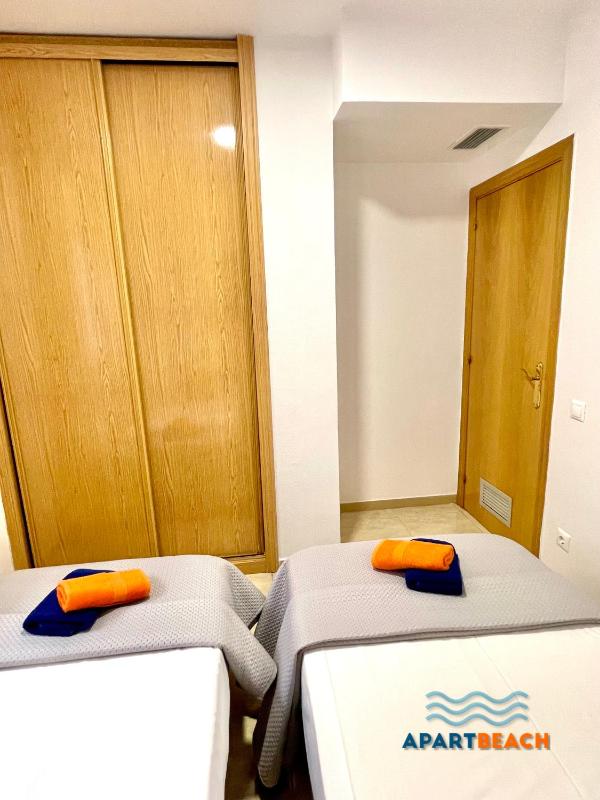 APARTBEACH GOLDEN I MUY LUMINOSO JUNTO PLAYA y CLIMATIZADO - image 6
