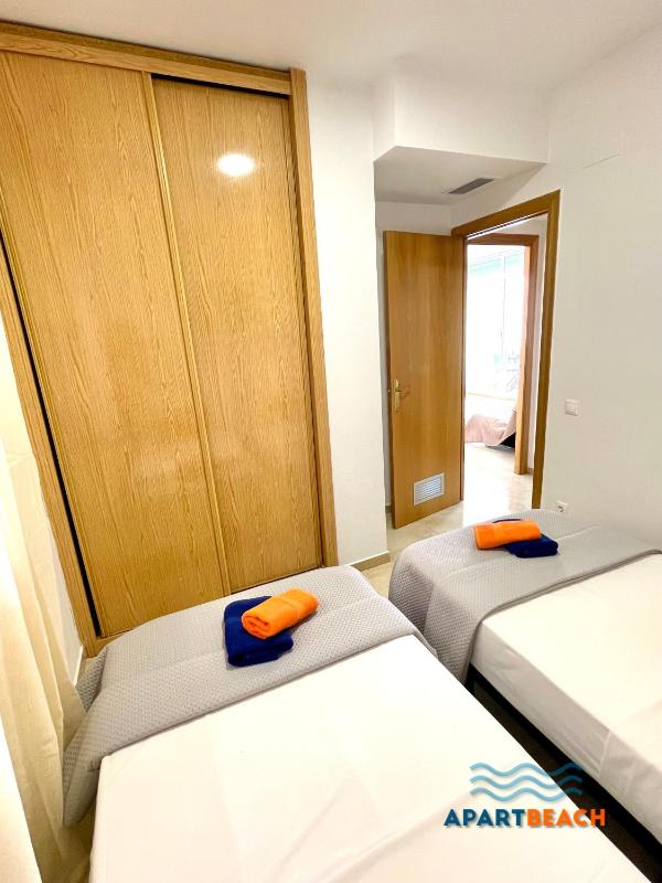 APARTBEACH GOLDEN I MUY LUMINOSO JUNTO PLAYA y CLIMATIZADO - image 45