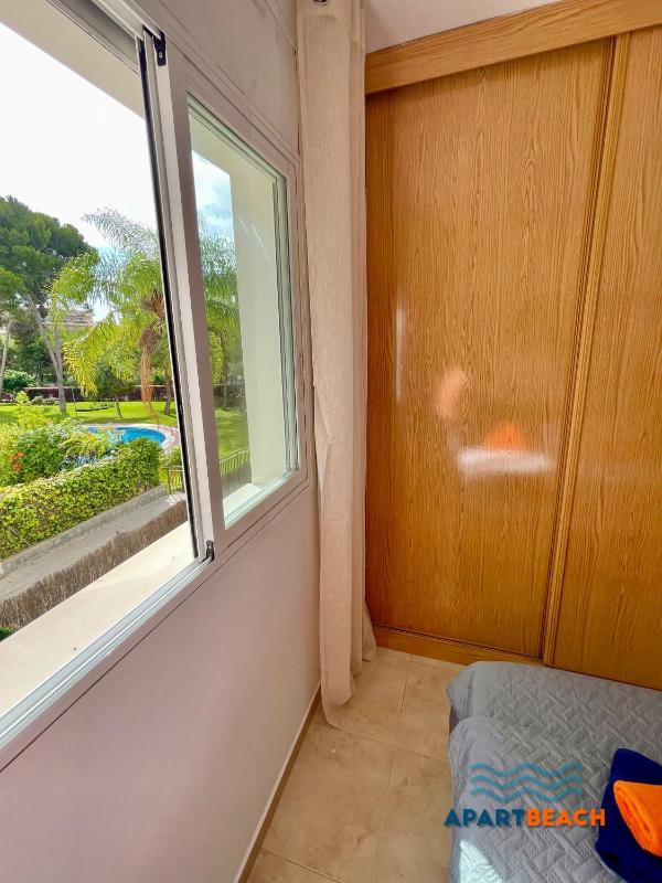 APARTBEACH GOLDEN I MUY LUMINOSO JUNTO PLAYA y CLIMATIZADO - image 19