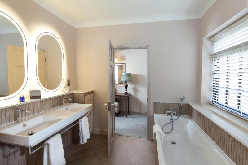 Suite image 3