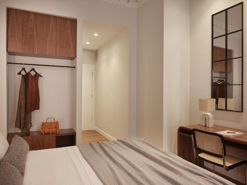 Superior room with Balcony image 4