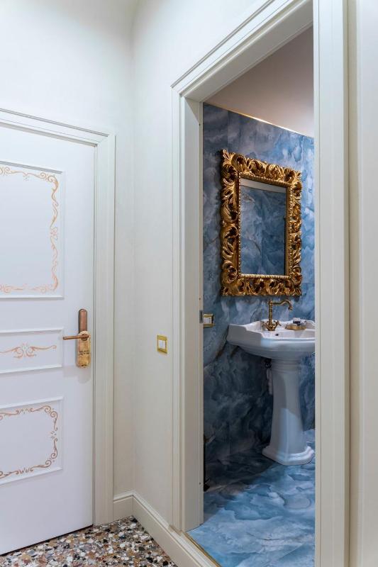 Palazzo Titti Rialto Suites - image 3