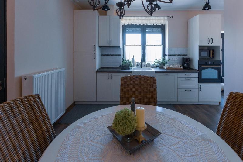 Two-Bedroom Deluxe Apartment image 3