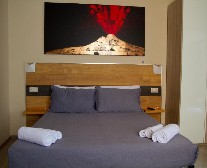 Quadruple Room image 3