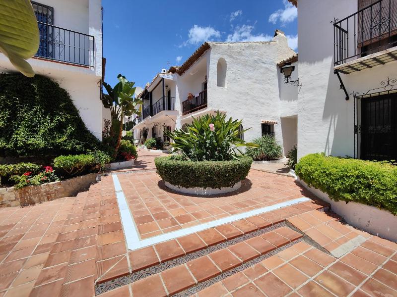 AP327 - Casa Pico - image 23